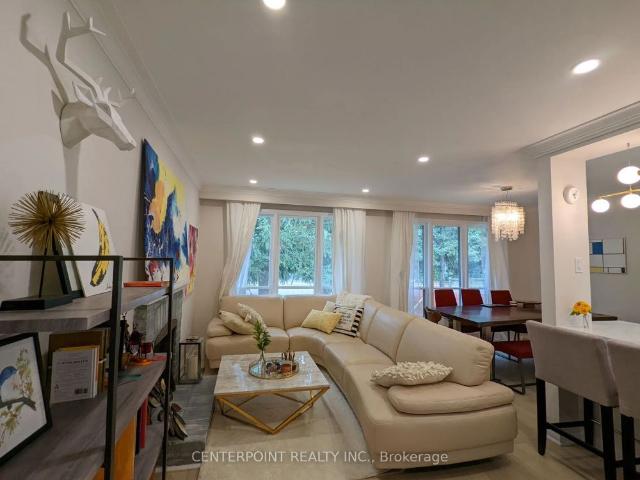 Detached Home For Lease | N9235799