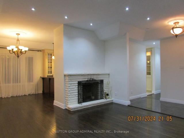 Detached Home For Lease | N9237422