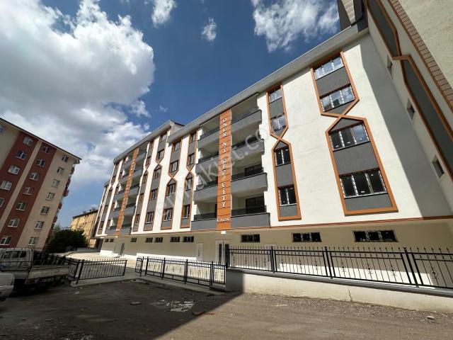 Detay Dan Gez Mahallesinde Satılık 4+1 Sıfır Lüx Daire