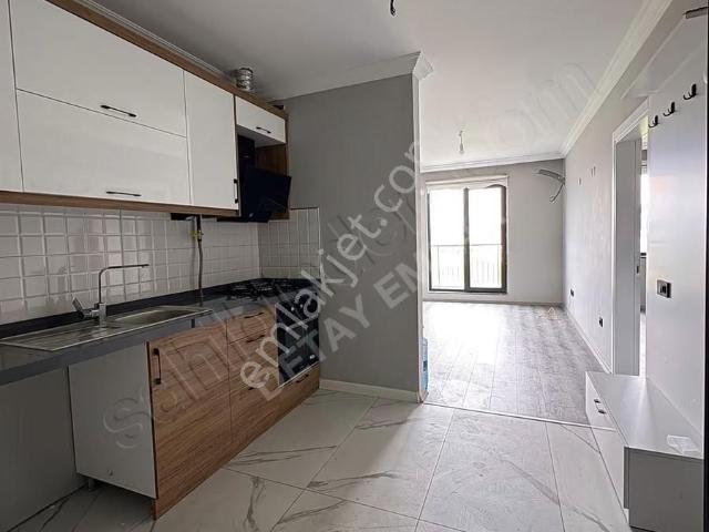 Detay Emlak'tan Yeni Mah. Merkezinde Kiralık 1+1 Boş Daire