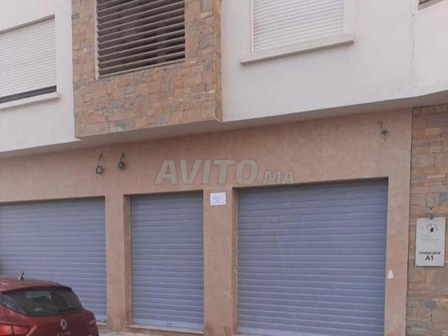 Magasin aménagé à louer