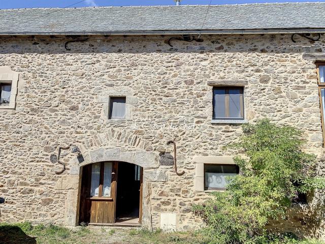 Deux maisons avec des vues incroyables 287m² Prévinquières