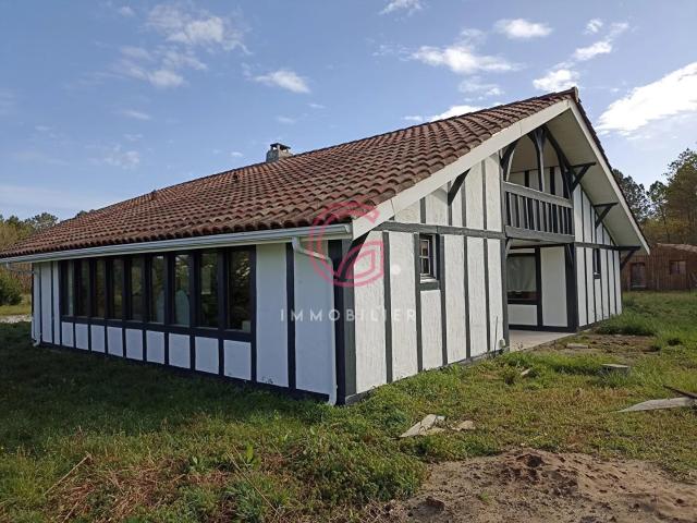 Deux maisons dans un cadre champêtre sur 5721m2