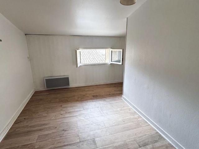 Deux appartement à Castillon la Bataille Type T1 et T2