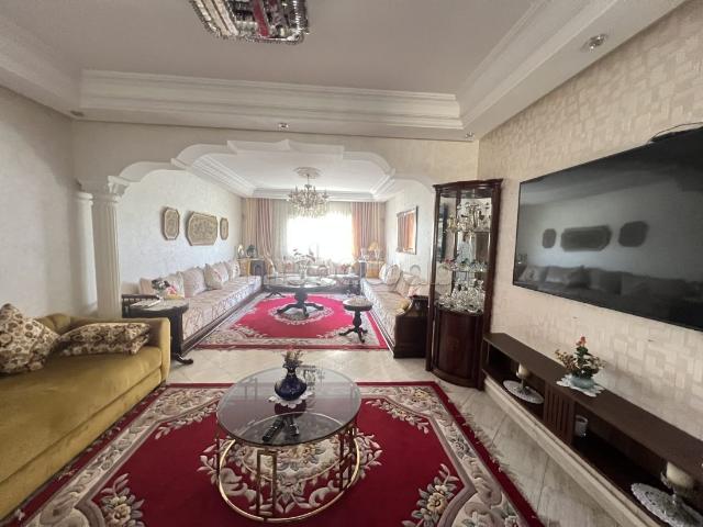 Deux chambres a vendre / californie