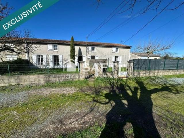 Deux habitations indépendantes avec dépendances et fort potentiel