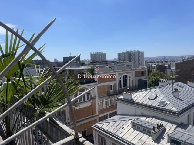 DEUX PIECES 5E ET DERNIER ETAGE VUE PANORAMIQUE BALCON
