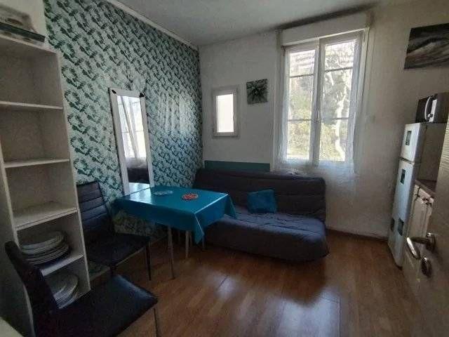 Deux pièces avec balcon et jardin