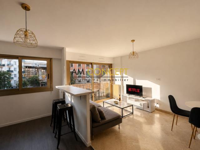 Deux pièces balcon Nice Gambetta Thiers