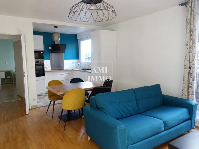 DEUX PIECES MEUBLE