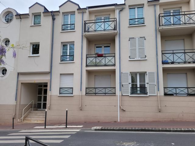 DEUX PIECES MEUBLE A LOUER