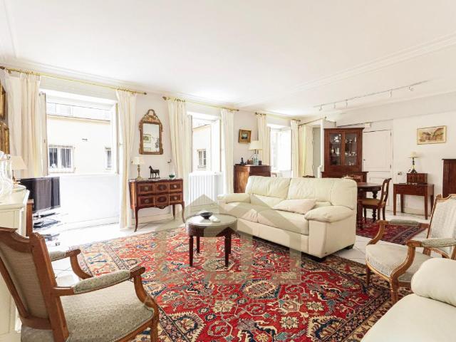 Deux pièces Paris 1 59,65m²