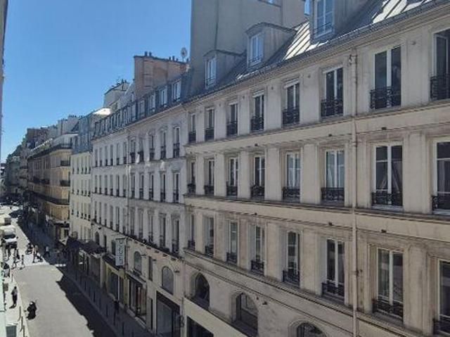 Deux pièces rue du Caire