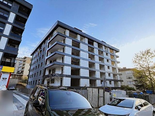 DEVADAN FISTIKAĞACINDA OTOPARKLI ASANSÖRLÜ DENİZ MANZARALI 2+1