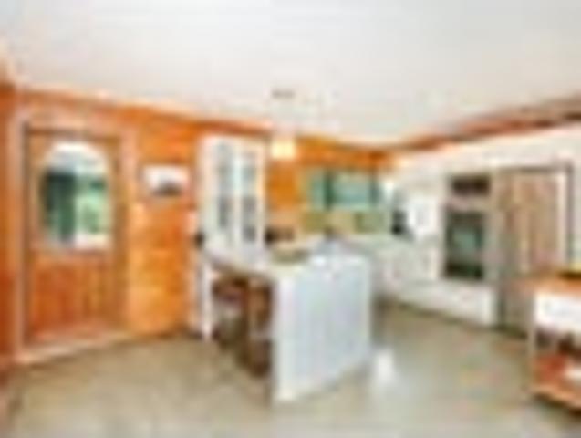 Development | Lifestyle Walk to Town | 4.9Ha
