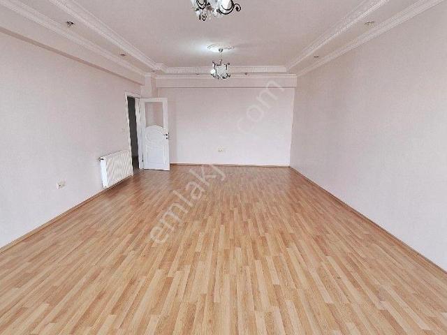 Develi Çarşı Merkezde Geniş Kiralık Lüks Daire