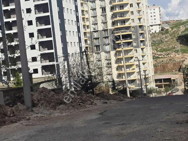 Devlet Hastanesi Arkası Satılık Dükkan Ve 1+1 Daire