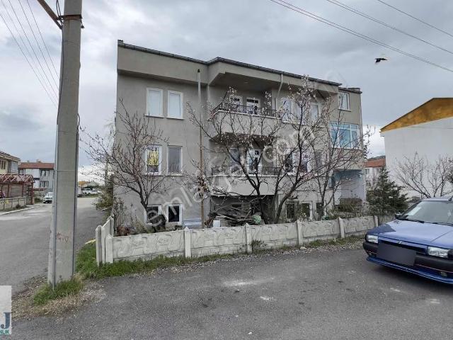 Devlet Hastanesine 100m Yürüme Mesafesinde