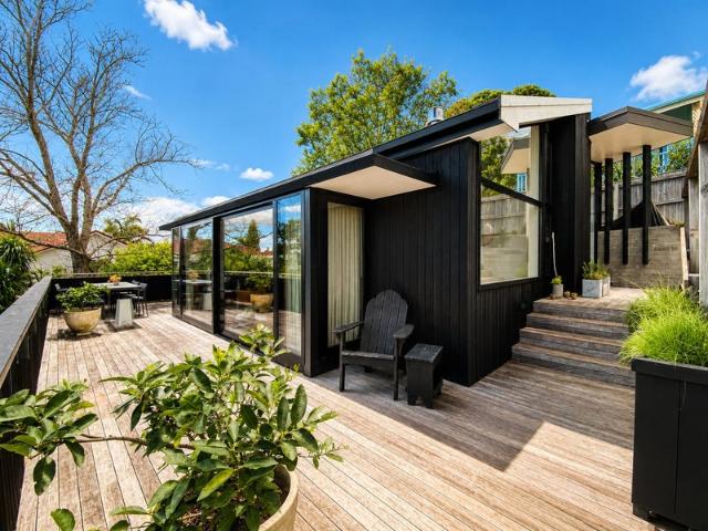 devonport, 3 bedrooms