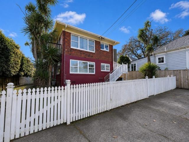 devonport, 2 bedrooms