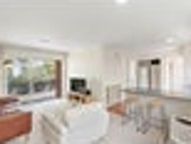 Devonport, 2 bedrooms, $615 pw