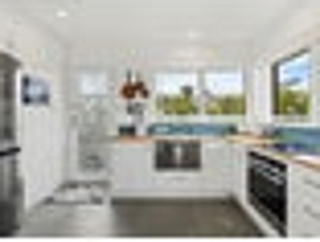 Devonport, 2 bedrooms, $650 pw