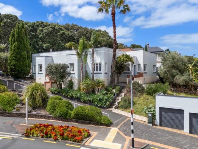 devonport, 2 bedrooms