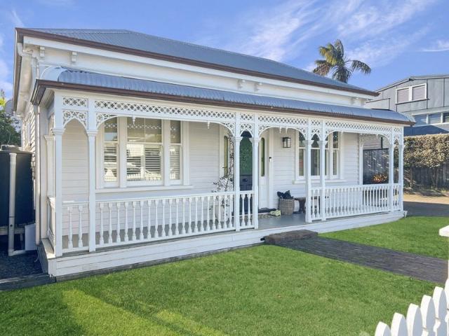 devonport, 4 bedrooms