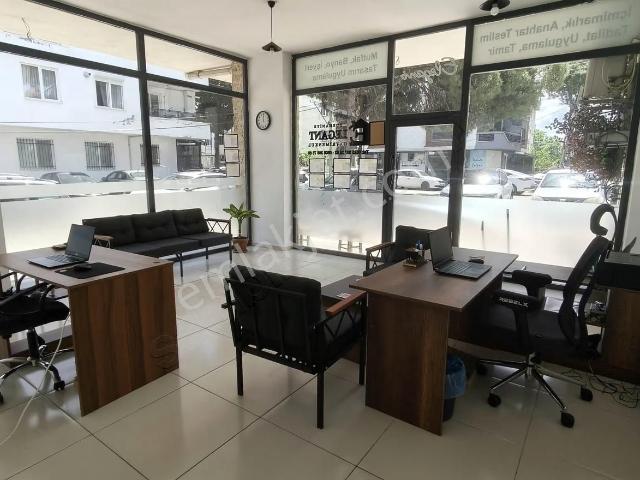 Devren Kiralık 40 M2 Çift Cepheli Büro ofis işyeri