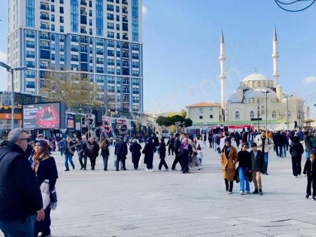 Devren Kiralık 70 M2 Asma Katlı Dükkan Eseler Meydan