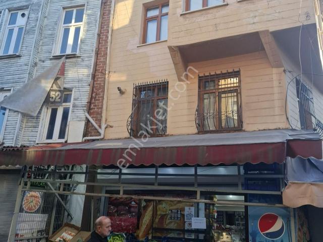 Devren Kiralık Market Fatih Cibali Mahallesinde Salihpaşa Caddesinde 160m2/2 Katlı Devren Kiralık