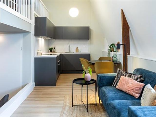 Deze unieke loft ligt in Canisiushof, een