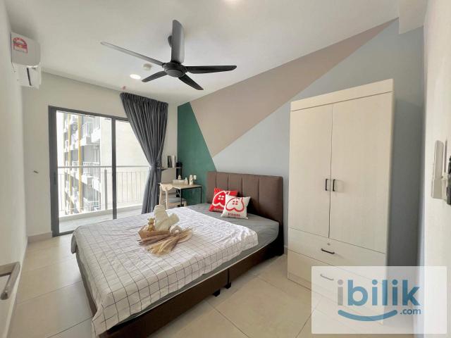 DK Impian, Shah Alam | Medium Room with Balcony | Near HELP University