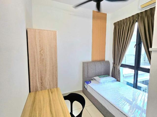 DK Senza @ Bandar Sunway | SMALL ROOM Fully Furnished | WiFi | Short Rent | RM1000 RM1300