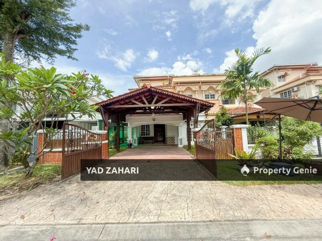 D'Kayangan, Seksyen 30, Shah Alam | 2.5 Storey Semi D Cluster 6 Bedrooms | RM1.39M Fully Reno, Gated Guarded and Extended Front Side