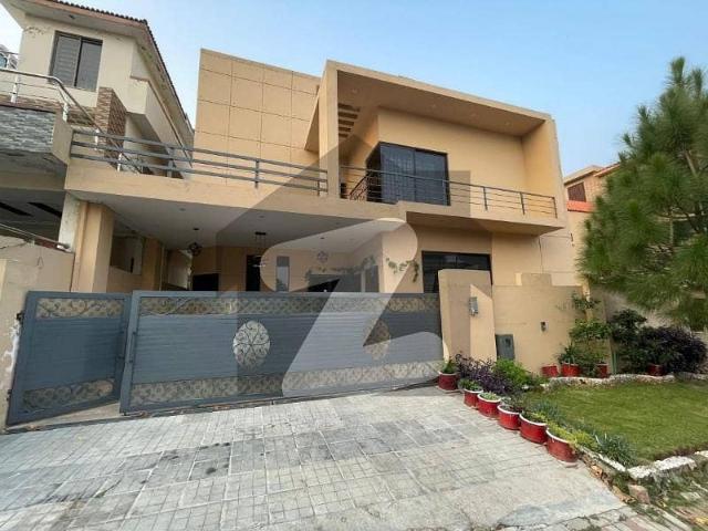 Dha 1 Sector F 9.5 Marla Use House For Sale