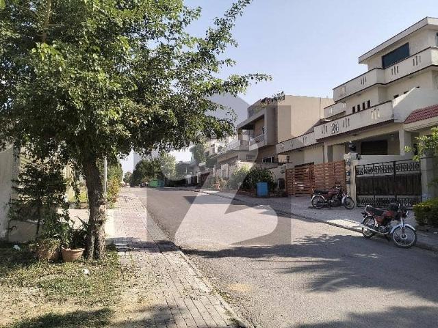 DHA 2 ISLAMABAD 1Kanal Portion For Rent