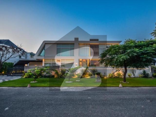 Dha 2 Kanal Luxurious House DHA Phase 6
