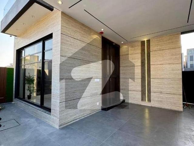 Dha 9 town 5 marla full furnished house for rent dha 9 town