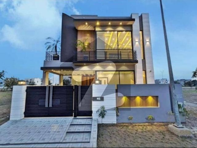Dha 9 town 5marla upper portion 1 bed full furnished available for rent