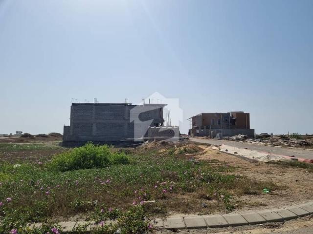 Dha chance deal 300 yards sahil street 5 corner with extra land dont miss the chance all around construction fast develped area 675/