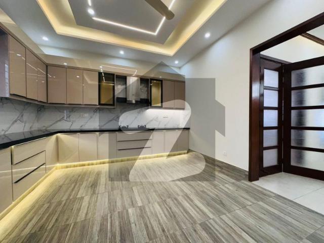Dha Defence Phase Vi 500 Yards Bungalow 5 bedrooms available for sale DHA Phase 6