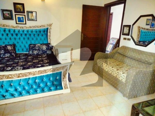 DHA FURNISHED GUEST House Short And Long Term Daily Weekly And Monthly Basis DHA Phase 8 Ex Park View