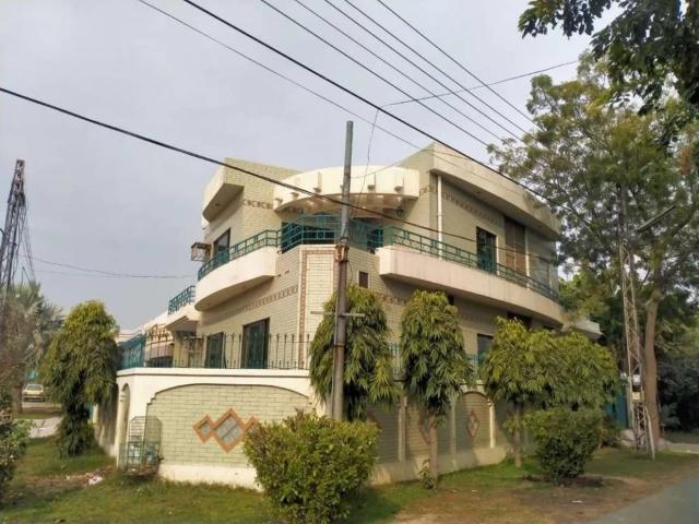 DHA LAHORE 13Marla 3unit house avl for Sale Lahore DHA Phase 4 ID 51433