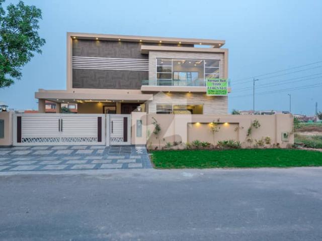 Dha Lahore 1 Kanal Mazhar Munir Design House With 100% Original Pics Available For Rent