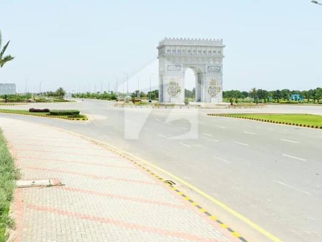 Dha Multan Sector I plot available for sale Direct acess to 300ft road Near park and masjid Category plot