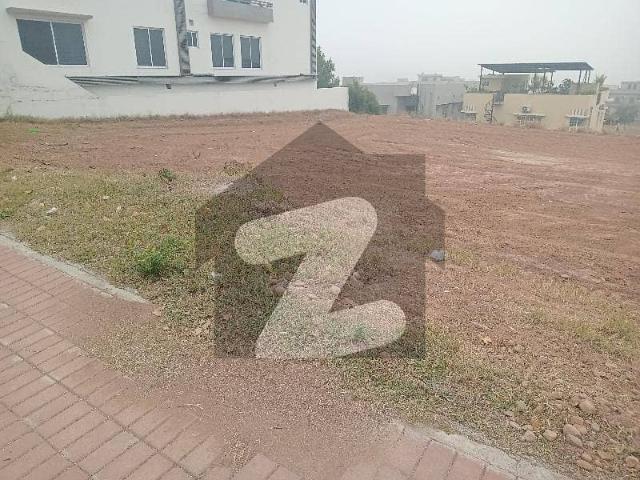 Dha phase 3 20 marla plot for sale sun face solid land heighted location