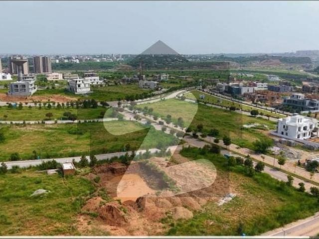 DHA PHASE 3 BLOCK B Street 9 Size 27 Marla Paid Plot Solid Land Soil test Report Available Good Location