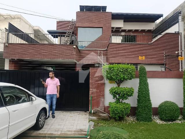 DHA Phase 3 Fully Furnished 10marla House 4beds Only 6.5 Lac