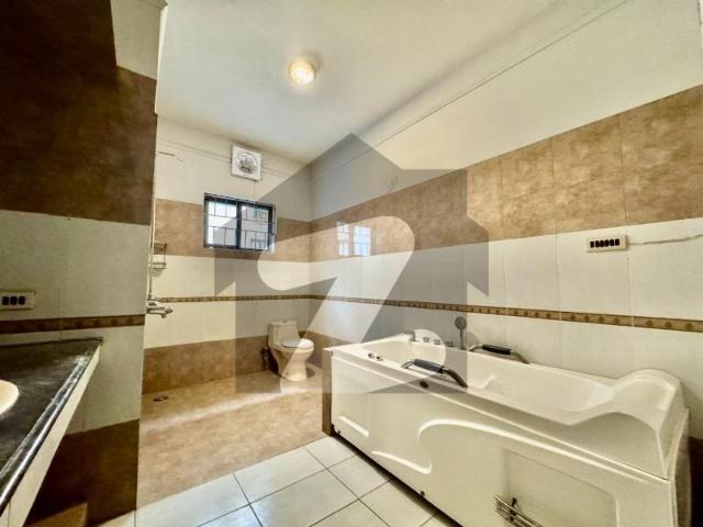 DHA Phase 3 One Kanal House For Rent Ideal Location Near McDonald'S Y Block Market DHA Phase 3
